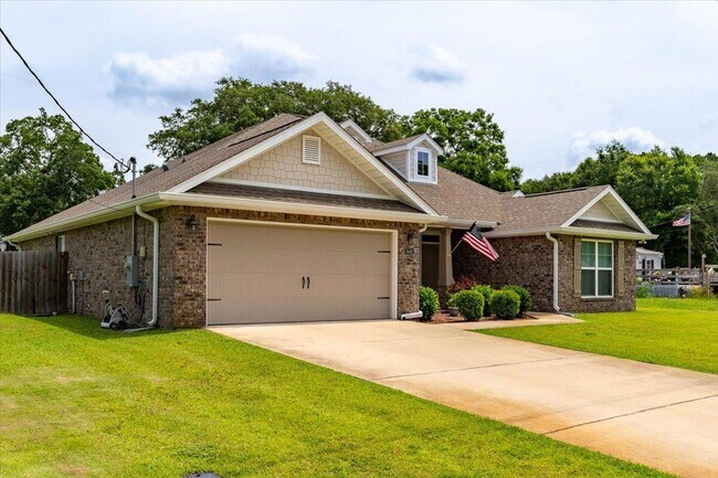 Building Photo - 8442 Sevilla St