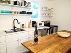 Primary Photo - 895 Lonsdale Av
