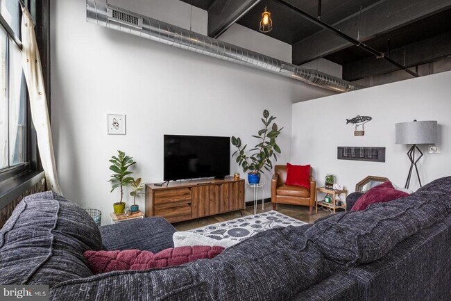 Foto del edificio - 1701 Tulip St