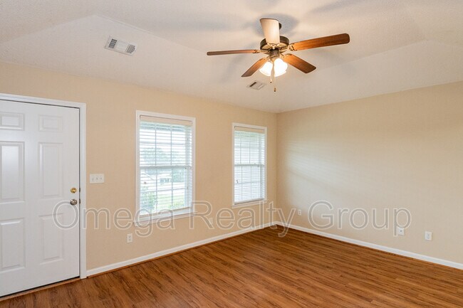 Foto del edificio - 16894 Misty Way