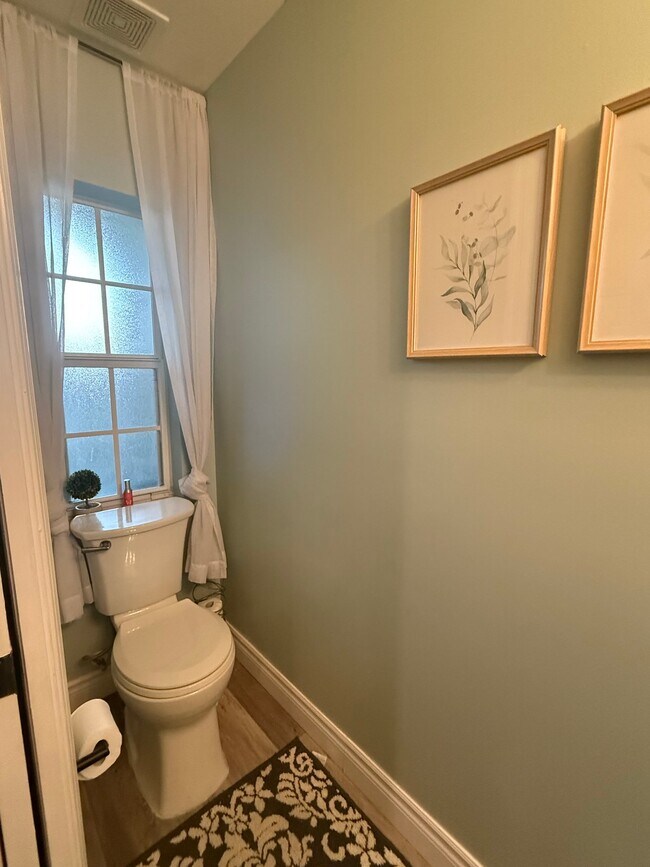 Foto del edificio - 3636 Pine Oak Cir