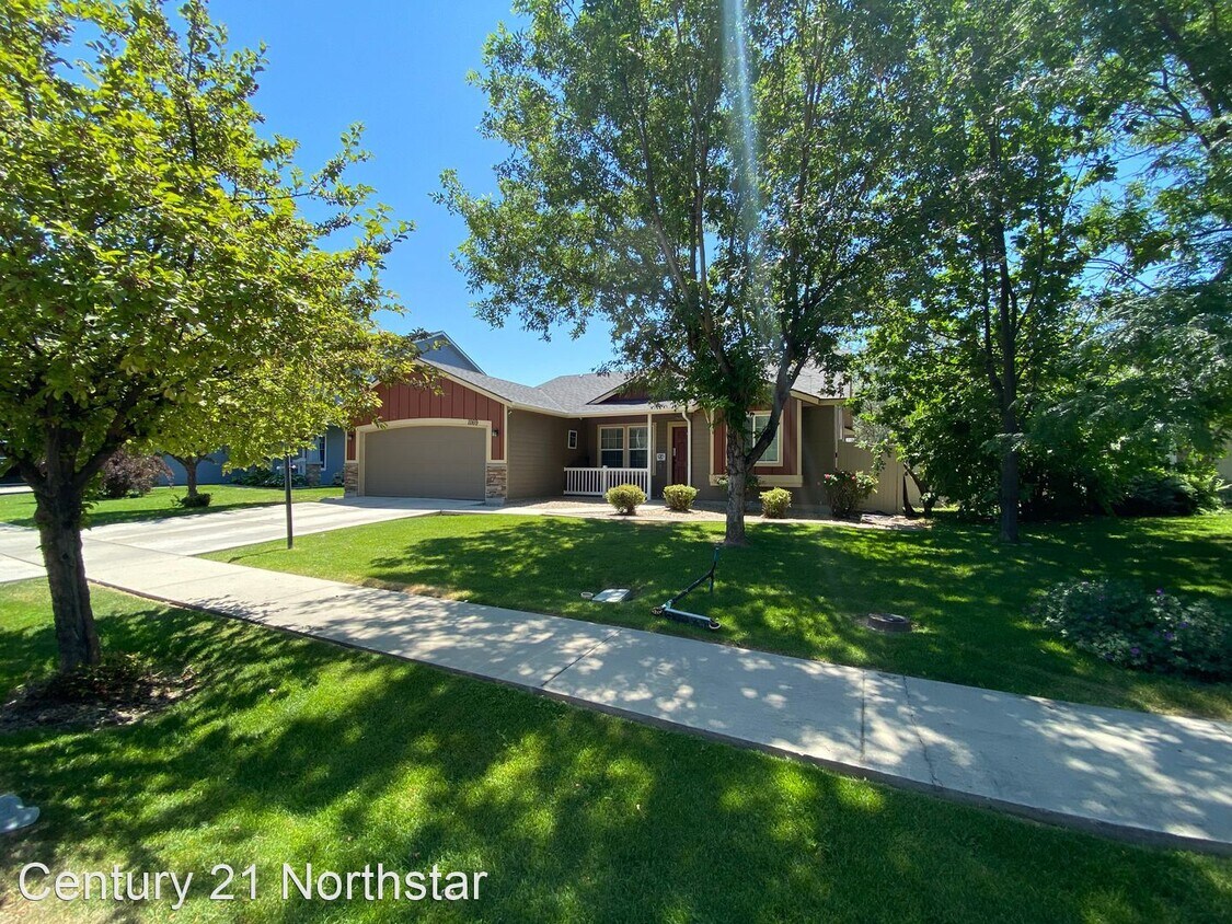 4 br, 2 bath House 11169 Silver River Loop House Rental in Nampa