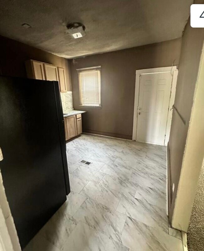 Foto del edificio - 8331 Medbury St