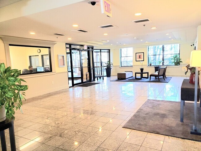 Foto del edificio - 110 Cypress St