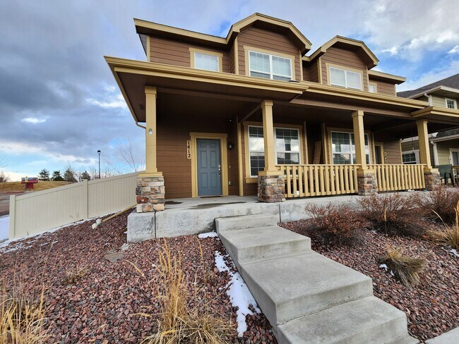 Foto del edificio - 3 Bed 3 bath house in Spring Creek Traditional Neighborhood!