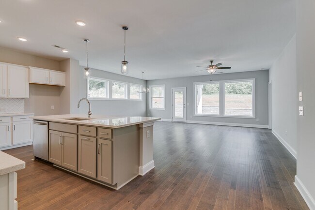 Foto del edificio - 208 Woodhall Ct