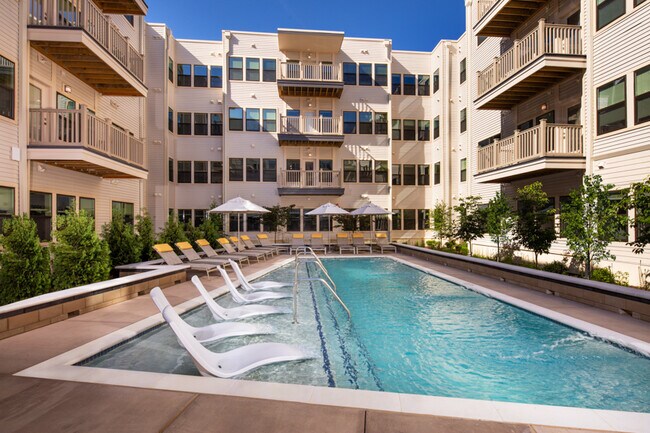 Atelier Apartments Silver Spring Md Apartments Com