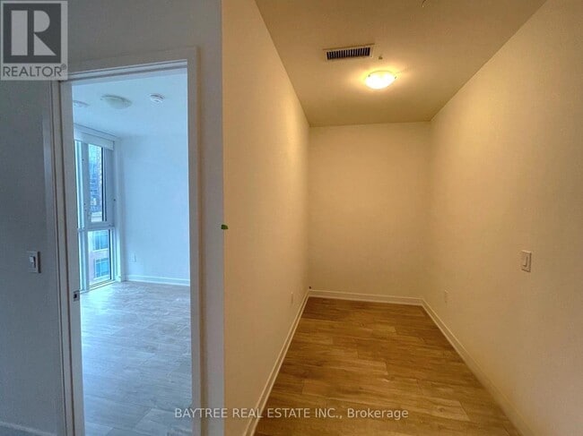 Building Photo - 135 Lower Sherbourne St