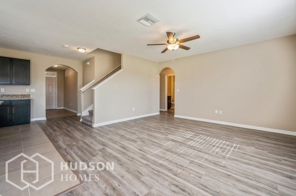 Foto del edificio - NOW AVAILABLE! - 35740 Hillbrook Avenue, Z...