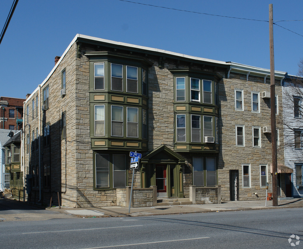 Primary Photo - Lock Apartments