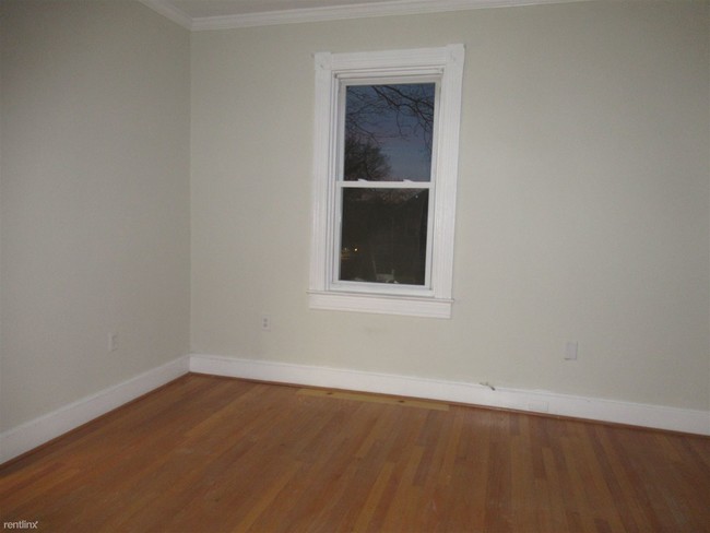 Building Photo - 2 br, 1 bath House - 4403 Adelle Ter Unit 2
