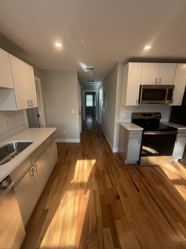 Foto del edificio - 33 Richards St