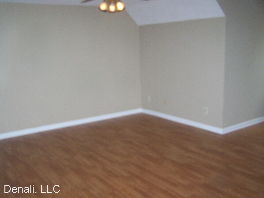 Building Photo - 2 br, 2 bath House - 2000 Pueblo Place