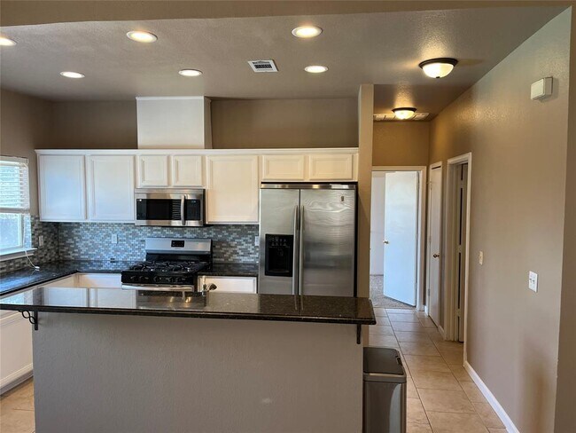 Building Photo - 2509 Tandi Trail Cove
