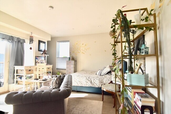 Foto del edificio - 120 Savin Hill Ave