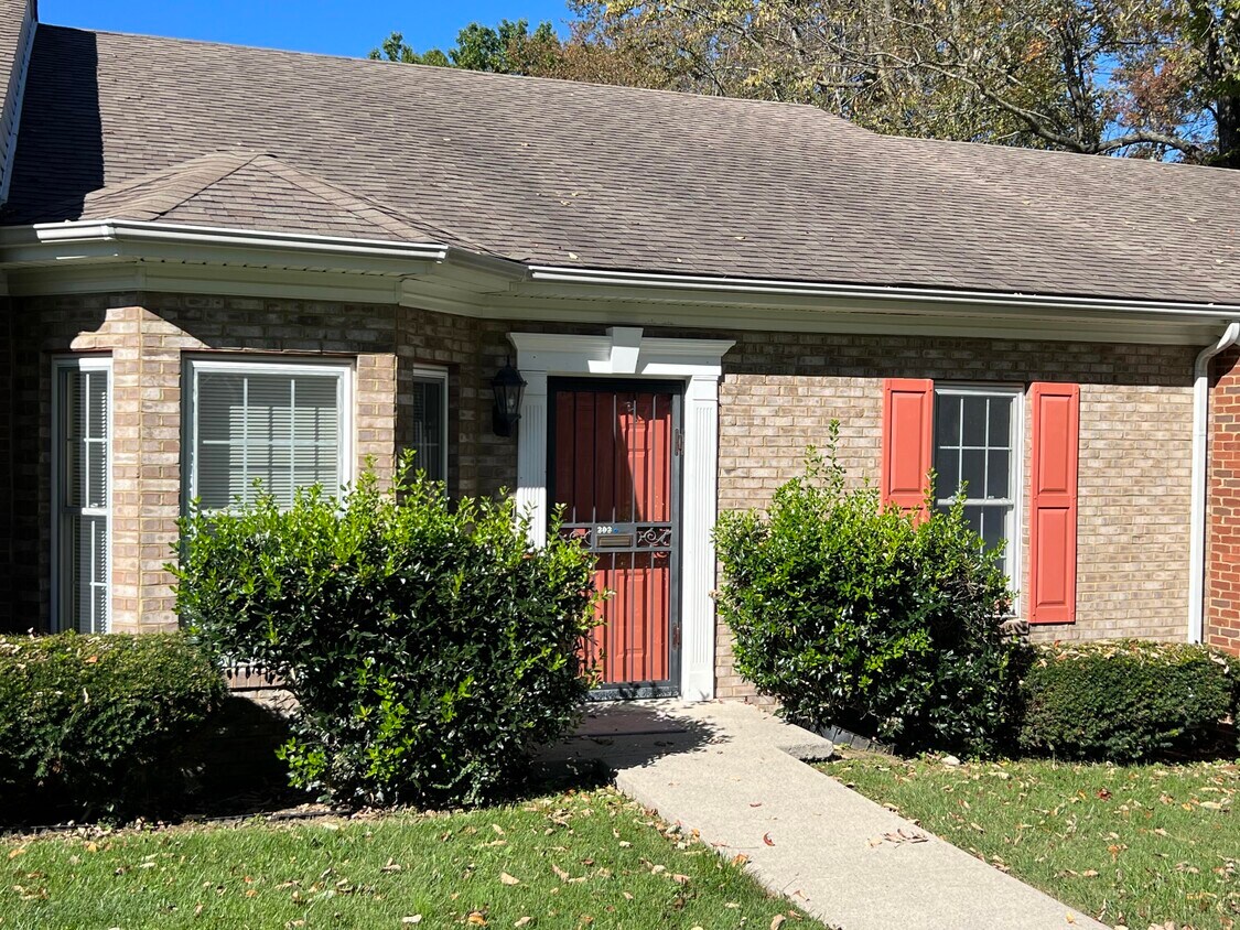 Foto principal - 237 Waveland Ave