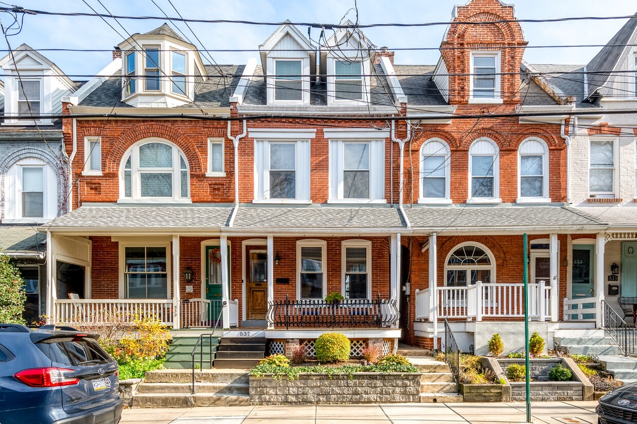 Foto principal - 537 N Mary St