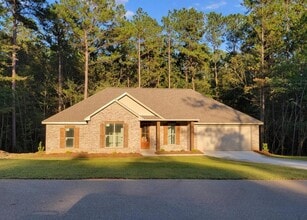 Building Photo - 32 N Fork Dr