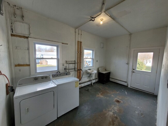 Foto del edificio - Cozy Single-family home for rent in Akron,...