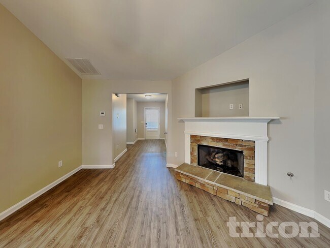 Foto del edificio - 640 Fairgreen Trail