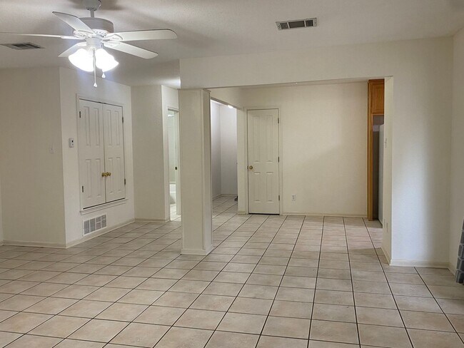 Foto del edificio - 2 BEDROOM, BELTON ISD