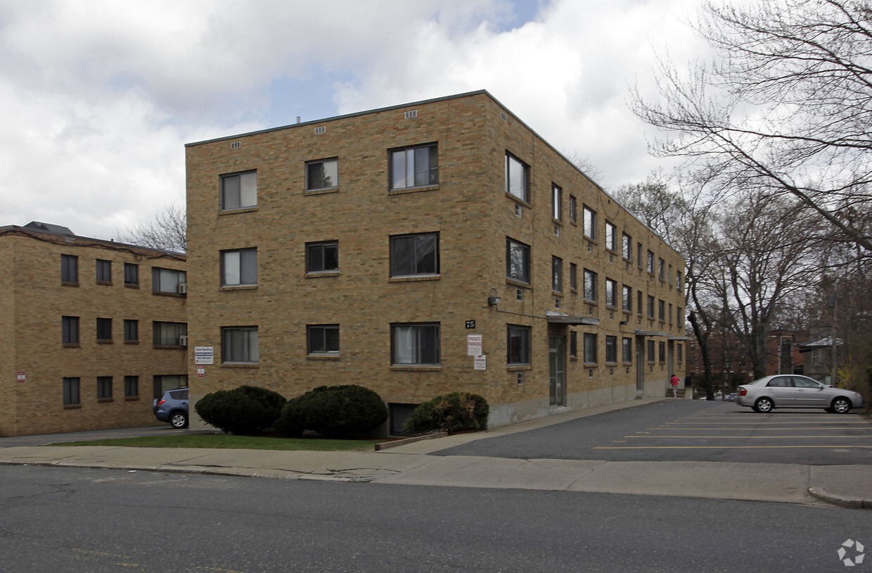 Primary Photo - The Elm Street Apartments