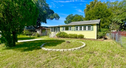 Building Photo - 5506 Staley Dr