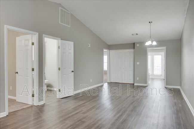 Building Photo - 4035 Calypso Dr