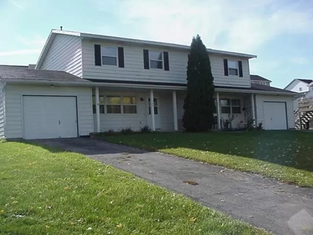 Building Photo - 323 N Lexington Pky