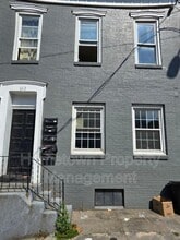Building Photo - 663 E Market St
