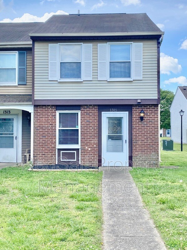 1315 Vanasse Ct, Hampton, VA 23666 House for Rent in Hampton, VA
