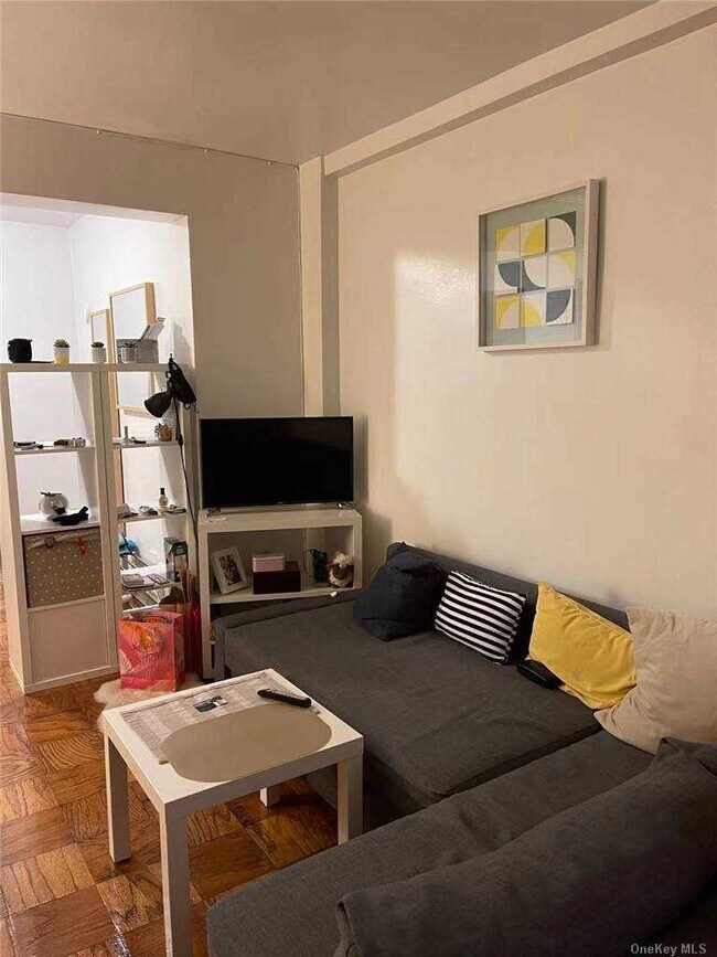 Foto del edificio - 53-11 90th St
