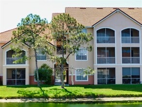 Building Photo - 4170 Central Sarasota Pkwy