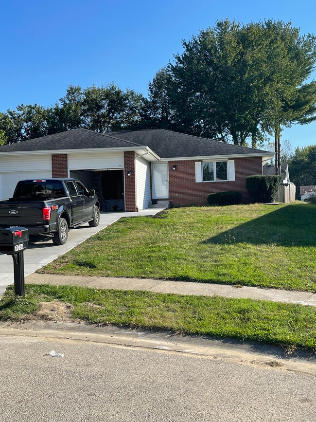 Foto del edificio - 4036 Oakbrook Ct