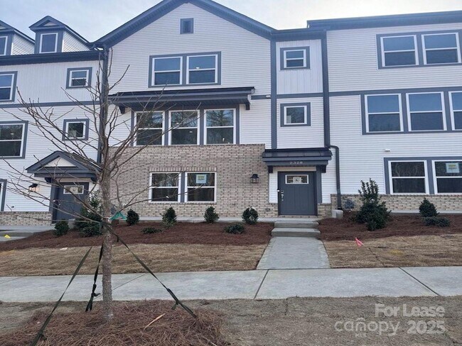 Foto del edificio - 2328 Donnelly Hls Ln