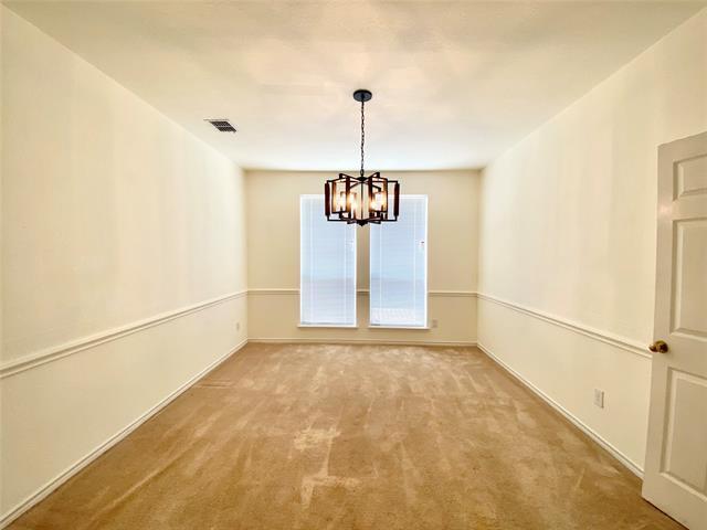 Foto del edificio - 2313 Loretta Ln