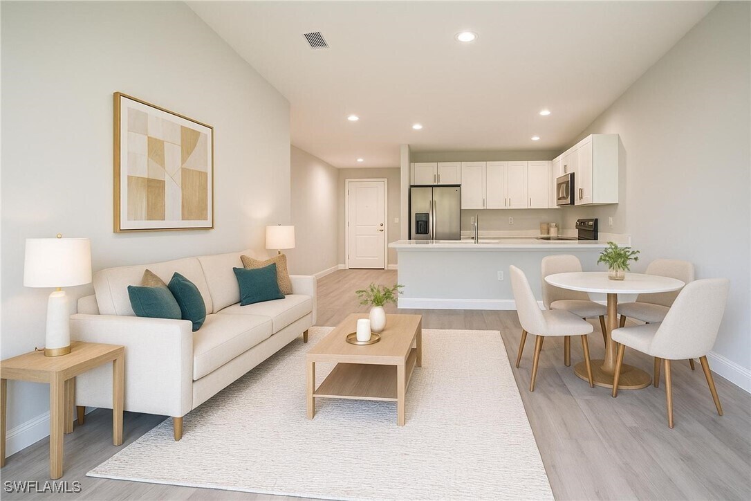 Foto del edificio - 8465-8465 Agate St