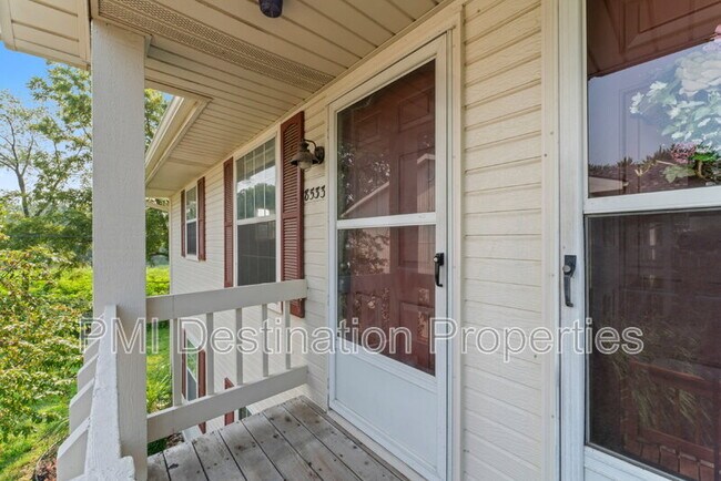 Foto del edificio - 8533 N Main St