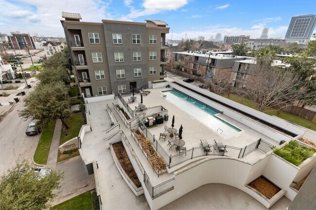 Building Photo - 1010 Rosine St