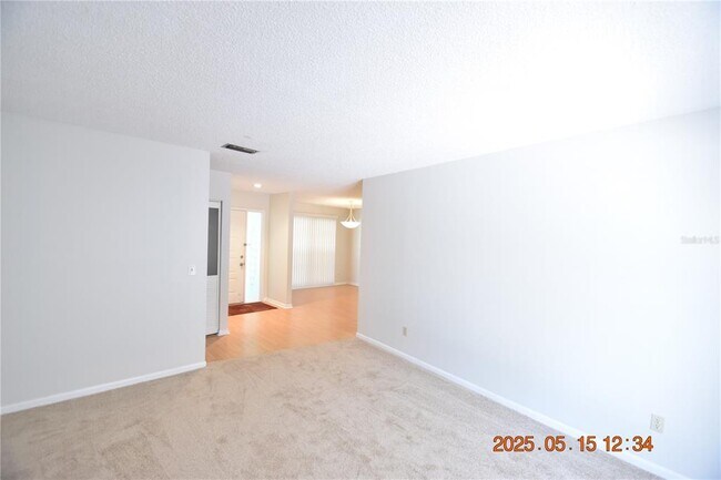 Foto del edificio - 4008 Briarlake Dr