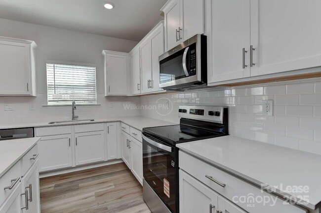 Foto del edificio - 149 Parker Claire Ln