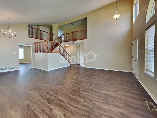 Building Photo - 1306 Riverhaven Trail
