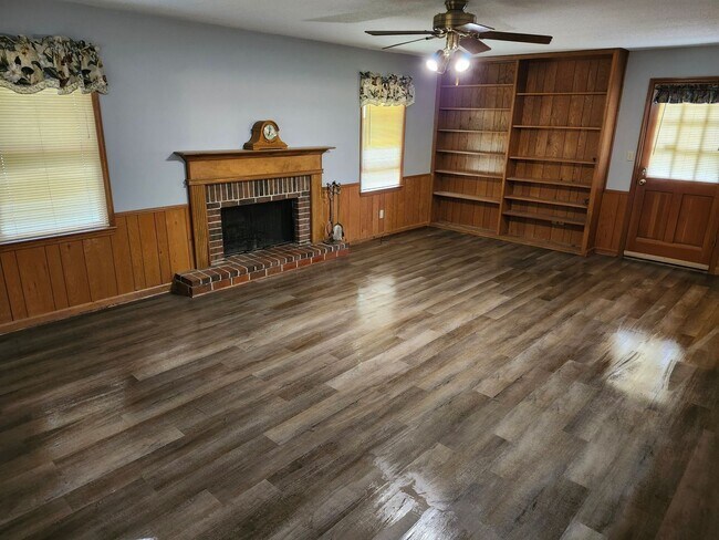Foto del edificio - 6067 Browntown Rd