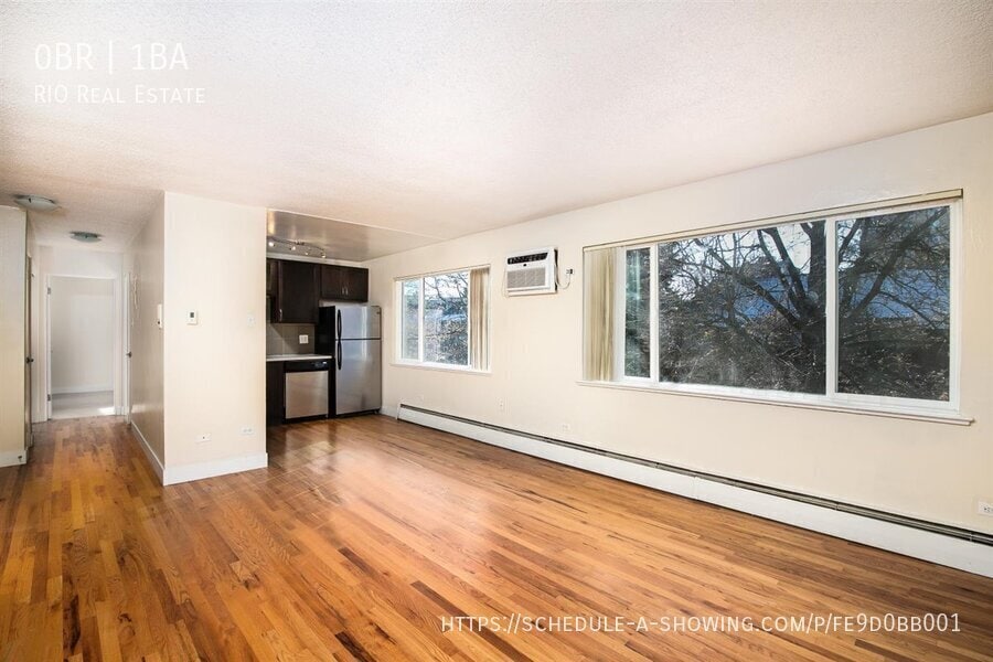Primary Photo - 900 N Washington St