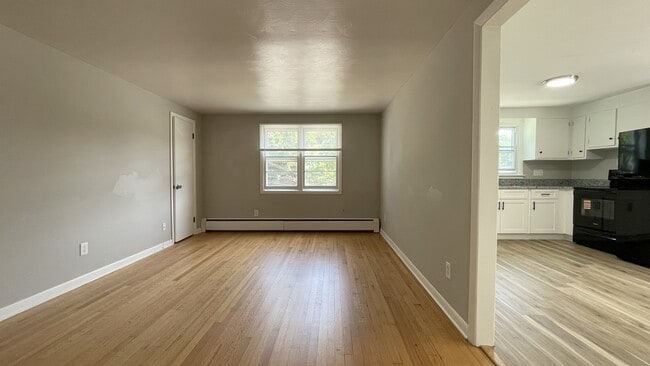 Living Room - 18 Norman St