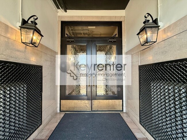 Building Photo - 1301 Market St