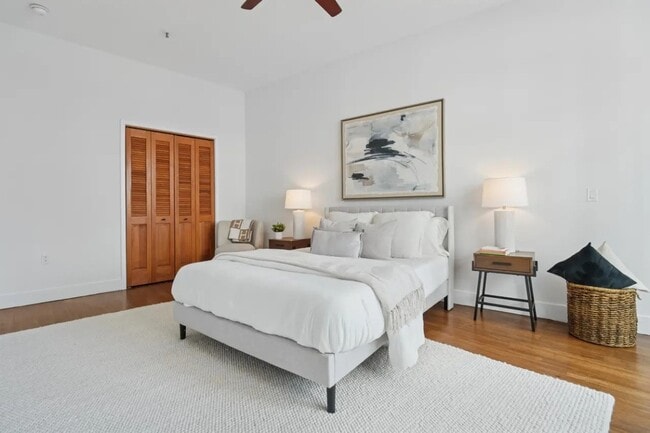 Foto del edificio - 217 Newark Ave