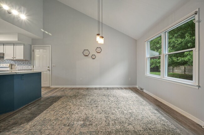 Foto del edificio - 89 Misty Ridge Dr