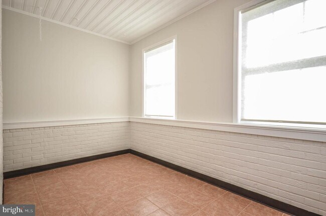Building Photo - 2315 Plyers Mill Rd
