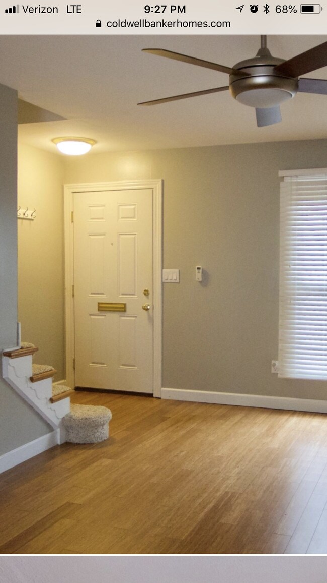 Foto del edificio - 922 Chatham Ln